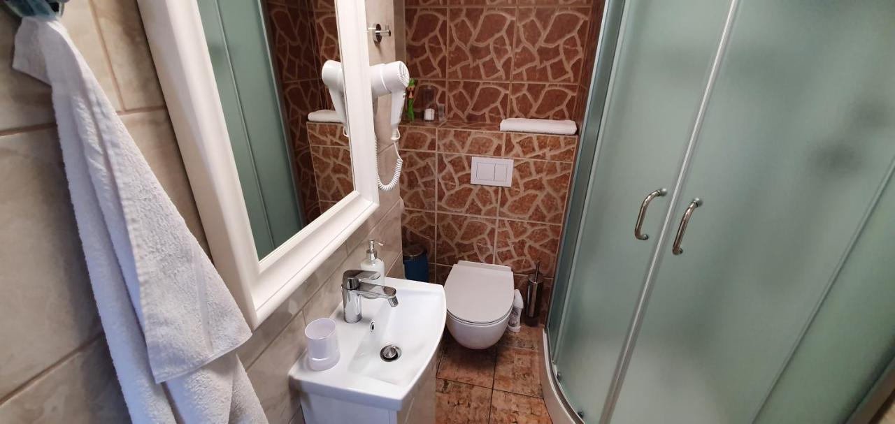 Aparthotel 3 ,, Cosy House Studio" & Parking Kaunas Exterior foto